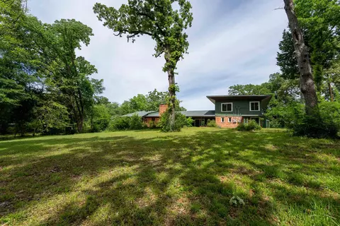 Exterior - 508 E Melton St, Longview, TX 75602 photo 8 of 10