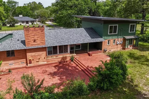 Exterior - 508 E Melton St, Longview, TX 75602 photo 7 of 10