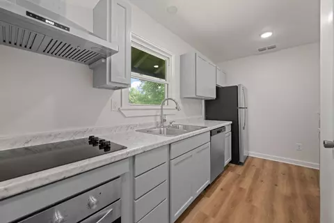 Kitchen - 508 E Melton St, Longview, TX 75602 photo 5 of 6