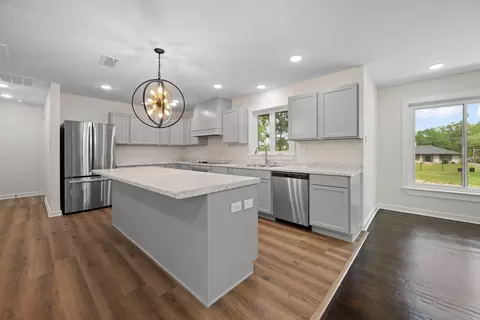 Kitchen - 508 E Melton St, Longview, TX 75602 photo 1 of 6