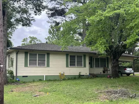 200 Dancer Dr, Longview, TX 75604 photo 1