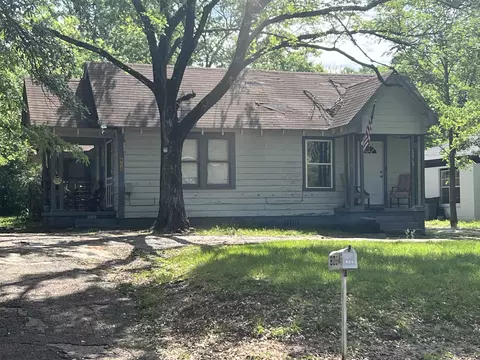 808 S Green St, Longview, TX 75602