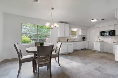 Dining - 2205 Pine Tree Rd, Longview, TX 75604 photo 1 of 3