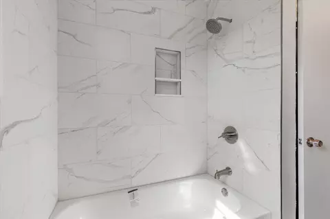 Bath - 2205 Pine Tree Rd, Longview, TX 75604 photo 4 of 4