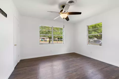 Bedroom - 2205 Pine Tree Rd, Longview, TX 75604 photo 4 of 6