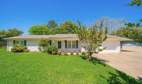 1307 Eva Dr, Longview, TX 75605