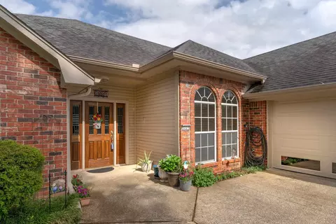 Exterior - 3221 Lopez Ct, Longview, TX 75605 photo 5 of 13
