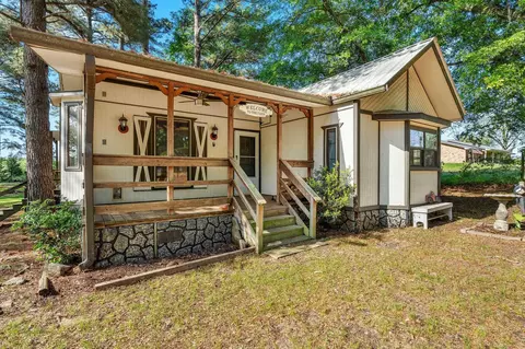 4550 Crabapple Rd, Gilmer, TX 75645