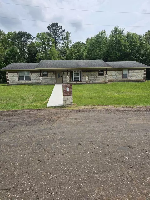 2625 Cr 302, Carthage, TX 75633