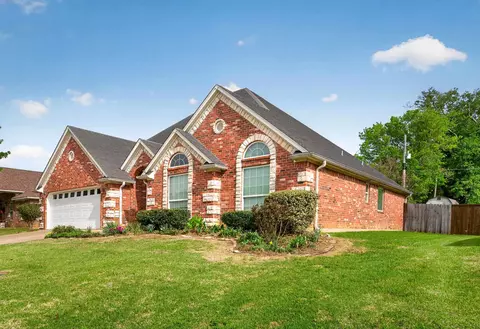 4413 Red Oak Trl, Longview, TX 75604