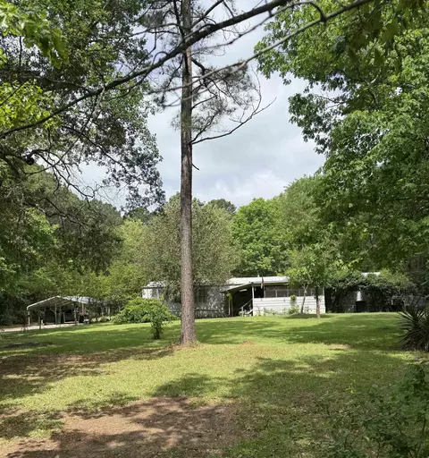 245 Red Fox Ln, Marshall, TX 75670