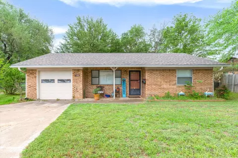 721 Water Crest Cir, Canton, TX 75103