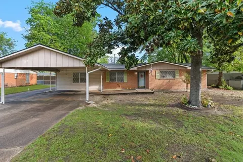 1126 Oakwood, Carthage, TX 75633