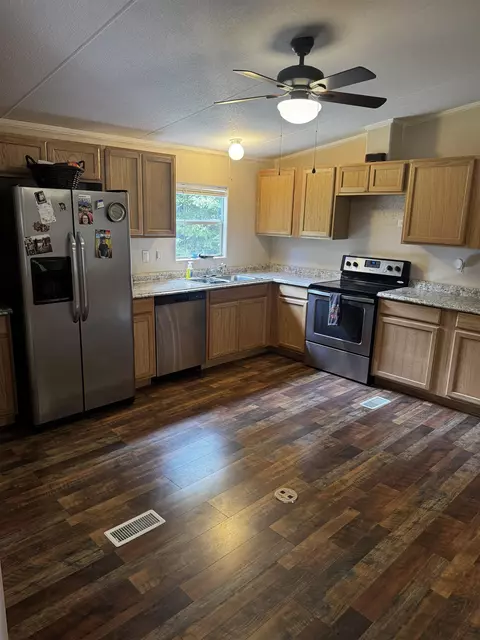 310 Private Road 1330, Elysian Fields, TX 75642 photo 4