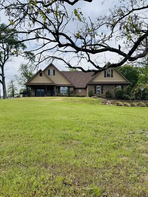 151 Smith Rd, Gladewater, TX 75647