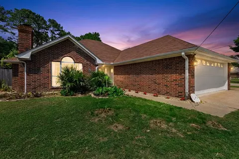 209 Cheyenne Run, Hallsville, TX 75650