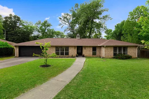 2807 Clendenen, Longview, TX 75605