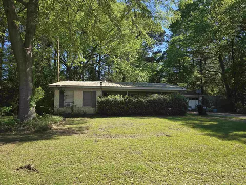 4520 Surratt, Longview, TX 75604