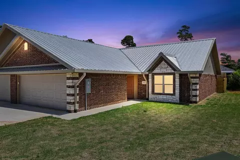 1623 Big Bnd, Longview, TX 75605
