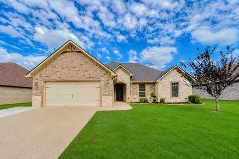 112 Germantown Cir, Hallsville, TX 75650