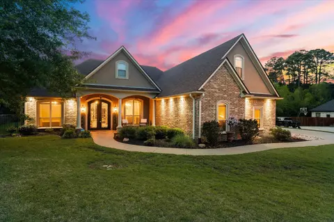 3903 Clarkway Pl, Longview, TX 75605