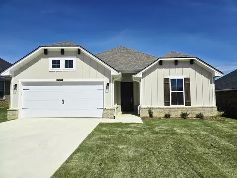 1509 Grace Acres Ln, Longview, TX 75605