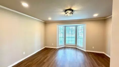 Living - 2013 E Warwick Cir, Longview, TX 75601 photo 1 of 1