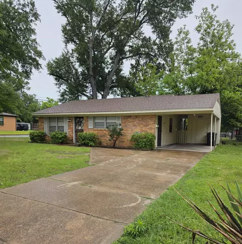 3300 Baldwin Dr, Tyler, TX 75702