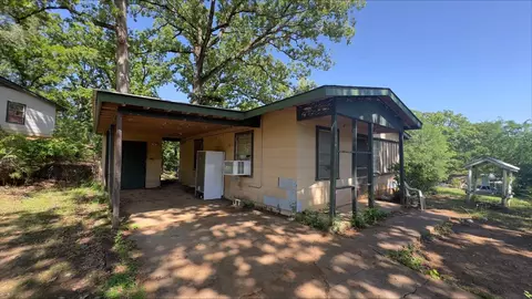 204 Houston, Lone Star, TX 75668