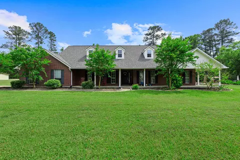 150 Deer Crk, Hallsville, TX 75650
