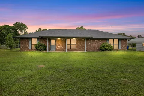 105 Private Road 1118, Gilmer, TX 75645