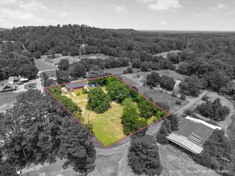 182 Thrush Dr, Gilmer, TX 75645