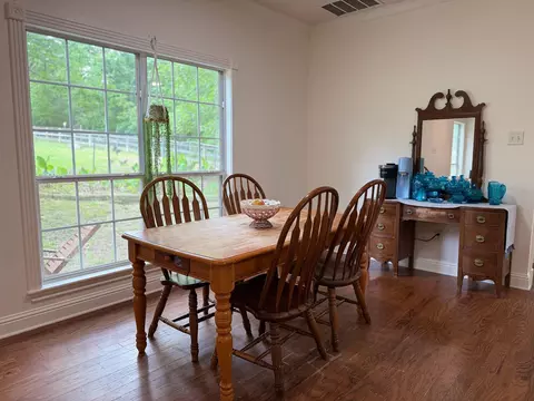 Dining - 235 L Lee, Longview, TX 75605 photo 2 of 2