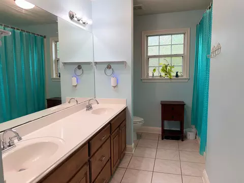 Bath - 235 L Lee, Longview, TX 75605 photo 2 of 2