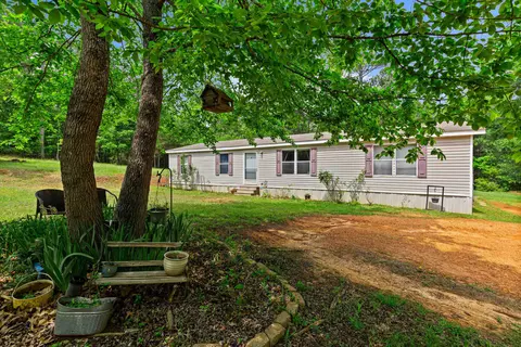 195 Silver Fox Rd, Marshall, TX 75670