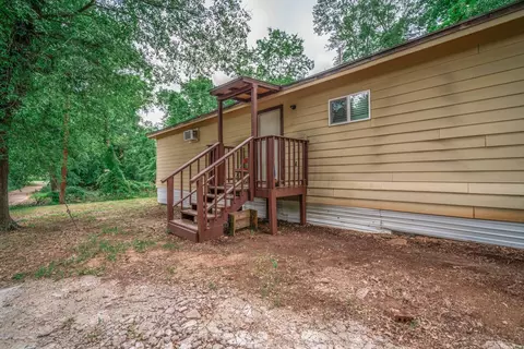 Exterior - 809 Herbert, Marshall, TX 75670 photo 6 of 7