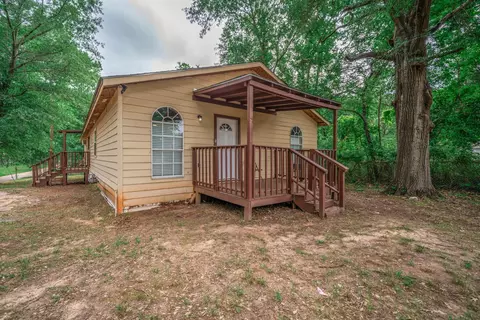 Exterior - 809 Herbert, Marshall, TX 75670 photo 2 of 7