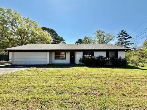 1525 Duncan Dr, Henderson, TX 75654