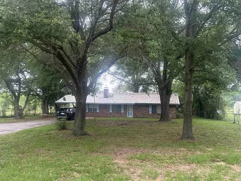 1634 E Fm 124, Beckville, TX 75631