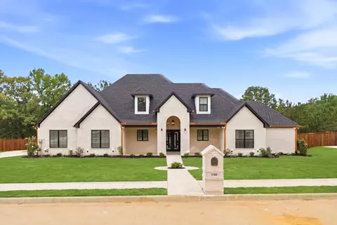 150 Waterfowl Ln, Longview, TX 75602