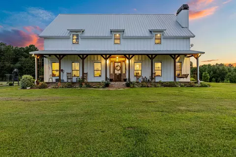 180 Hill Top Kelly Ranch Rd W, Jefferson, TX 75657