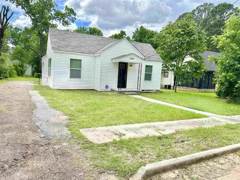 108 W Hughes St, Longview, TX 75602