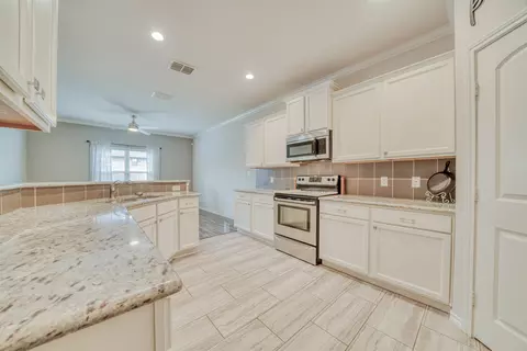 Kitchen - 114 Brookway Ln, Longview, TX 75605 photo 6 of 6
