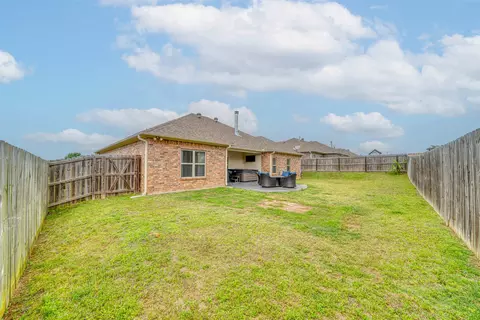 Exterior - 114 Brookway Ln, Longview, TX 75605 photo 2 of 5