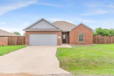 2422 Abigail Ln, Mabank, TX 75147