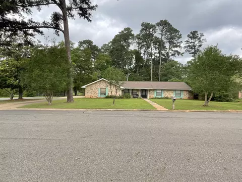 4301 John Reagan, Marshall, TX 75672