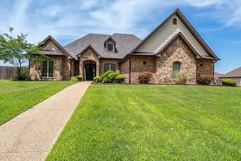 545 Highland Pl, Hallsville, TX 75650