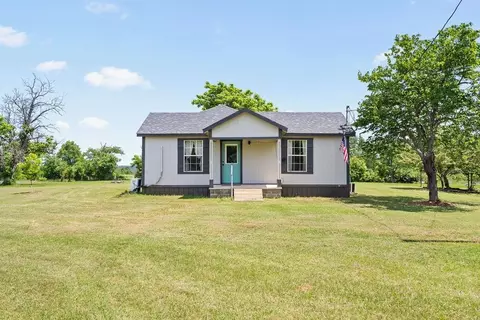 8869 County Road 1617, Avinger, TX 75630