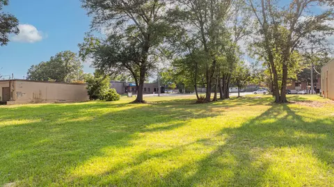 434 N Fredonia St, Longview, TX 75601
