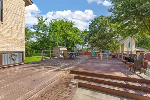 Exterior - 302 Cindi Ct, Longview, TX 75605 photo 5 of 11